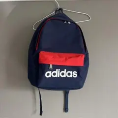 adidas ネイビー レッド リュック
