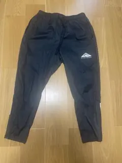 ナイキ　トレイル　パンツ