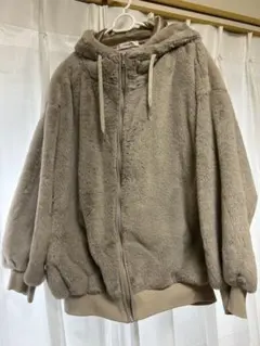 フード付き ファーパーカー