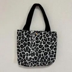 新品　ヒョウ柄ハンドバッグ レディース