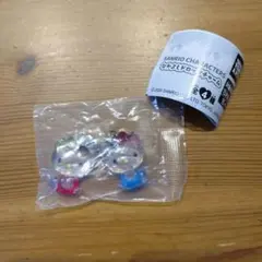 サンリオキャラクターズ　なかよしドロップチャーム　ハローキティ・ハローミミィ