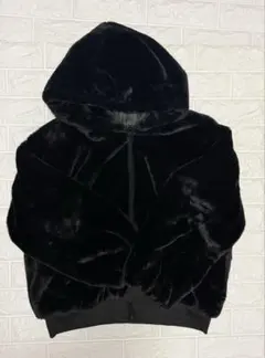 黒フェイクファーアウターフード付もこもこ暖かい冬ジャケットレディース