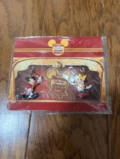 ミニーマウス＆モンスターズ・インク ピンバッジ2個セット