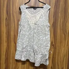 COMME CA ISM レース装飾 ベージュ ノースリーブチュニック