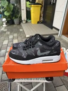 Nike Air Max 1 スニーカー ブラック カモ　レアカラーのサムネイル