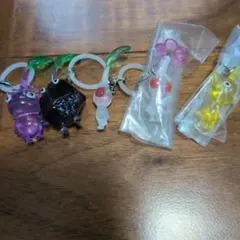 ピクミン 目印アクセサリー　キーホルダー 5個セット