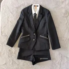 卒業式、入学式 ブラックストライプスーツ・ 150サイズ
