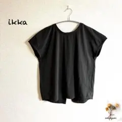 美品　ikka 　バックスリット　フレンチスリーブ　カットソーのサムネイル