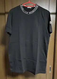 新品同様】 MONCLER ネックロゴTシャツ ブラック S - メルカリ
