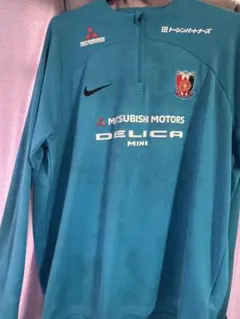浦和レッズNike レッド 長袖 ハーフジップ S - メルカリ