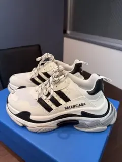 極美品　 BALENCIAGA × adidas tripleS サイズ39のサムネイル