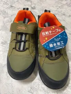 【新品・未使用】キッズスニーカー オリーブグリーン (反射テープ付き)20cm