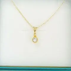 スワロフスキージュエリーネックレス