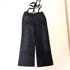 【新品タグ付き】ベネトン　デニムパンツ　インディゴ　取り外し式サスペンダー付きのサムネイル