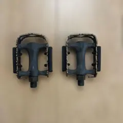 「ぽてぽて様専用」フラットペダル とハンドルグリップセット