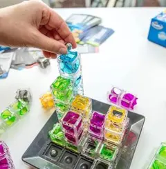 ThinkFun Gravity Maze ロジックゲーム
