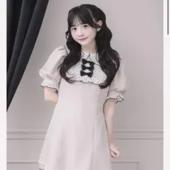 pium スクエアフリルリボンドーリー半袖ワンピース