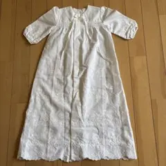 刺繍入白いベビードレス、セレモニードレス
