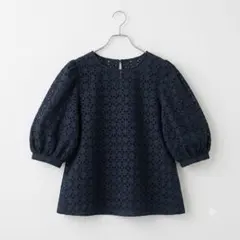 PLST 半袖ブラウス ブラック 綿100% カットワークレース　パフスリーブのサムネイル