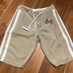 Abercrombie & Fitch ベージュショートパンツ L