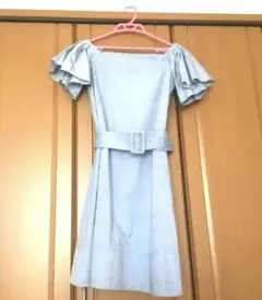 【最終値下げ】新品DRWCYS ドロシーズ 大人気完売品 オフショルワンピース