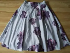 セシルマクビー　フレアスカート