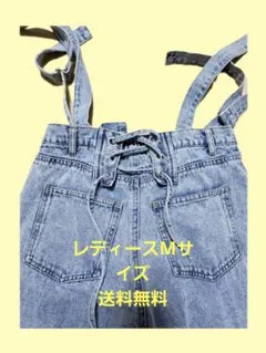 サスペンダー付きライトブルーデニム