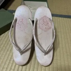 Item thumbnail for item acdf8bf7-2400-4439-afca-97b108cccf33