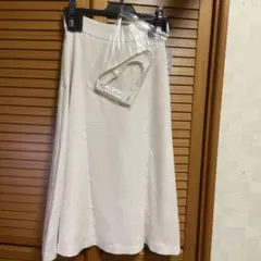 新品　ストロベリーフィールズ ベルト付きスカートのサムネイル