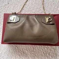 Salvatore Ferragamo パーティーバッグ ダークブラウン 楽天市場】フェラガモ（カラーブラウン）（レディースバッグ｜バッグ