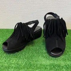HILLS AVENUE スエード　キルト　フランジ　ストラップ　サンダルのサムネイル