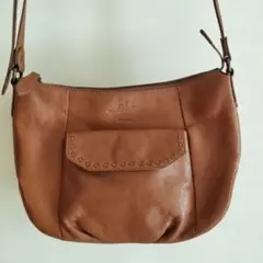 ダコタ　Dakota　ショルダーバッグ　斜めがけ　レザー　ブラウン