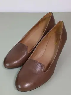 未使用級☆ Clarks レザーパンプス ブラウン シンプル 太ヒール 22.5