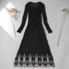 未使用級★スペッチオ プリーツ★レース刺繍 ロングワンピース★ブラック★40★Lのサムネイル