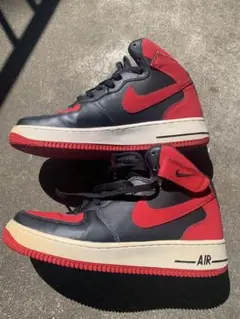 Nike Air Force 1 ブラック/レッド 高トップ