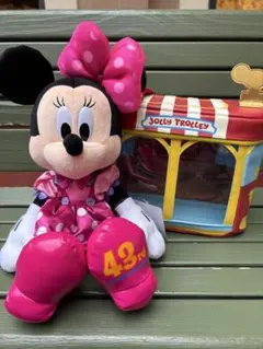 TokyoDisneylandヴィンテージミッキー・ミニー・プルート・ブローチ