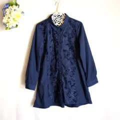 ネイビー　花柄刺繍　立体花柄刺繍　シャツチュニック　Ｍ　長袖　Aラインシルエット