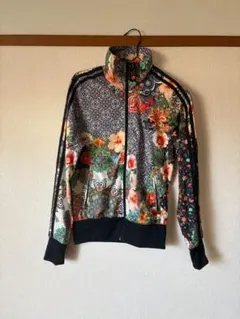 adidas オリジナルス 花柄 ジャケット‼️美品‼️本日まで！のサムネイル