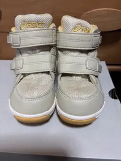 アシックススクスクハイカット