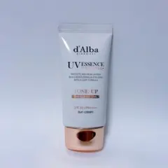 d'Alba UV ESSENCE WATERFILL+ 日焼け止め下地