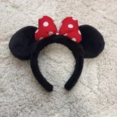 ミニーマウス カチューシャ 黒と赤