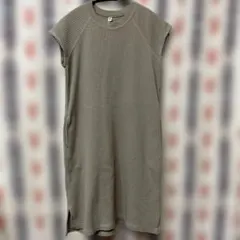 UNIQLO ノースリーブ ワッフルクルーネックワンピース 140