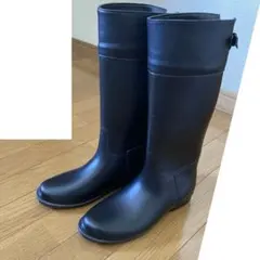 Item thumbnail for item fef2cdb4-1fa8-418d-98a1-ee9696a79646