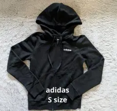 adidas パーカー