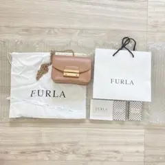 美品　フルラショルダーバッグ　ミニバッグベージュメトロポリス？