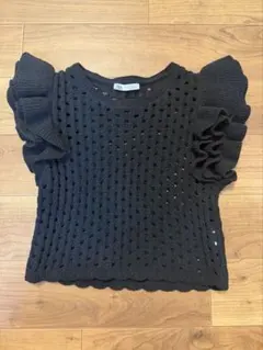 ZARA ノースリーブ ニット フリル ブラック Sサイズのサムネイル