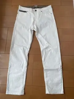 ホワイト デニムパンツ Sサイズのサムネイル