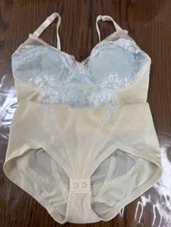 ボディースーツ 下着