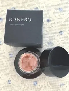 KANEBO LIVELY SKIN WEAR Ⅱ☆125 Petal☆ - メルカリ