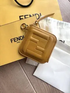 フェンディ ズッカ柄 ミラーチャーム - メルカリ